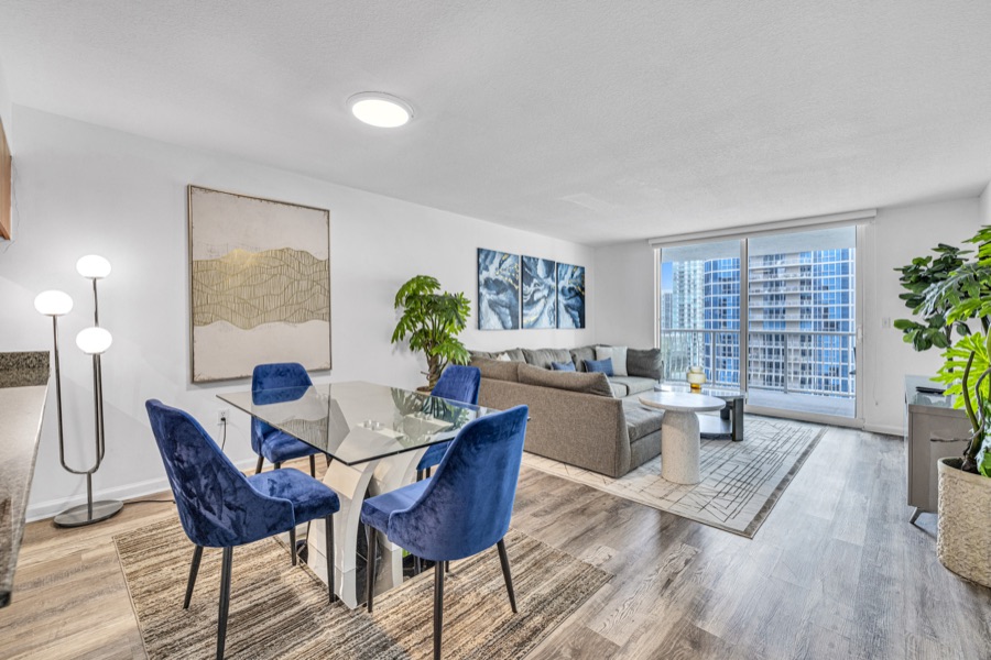 THE CLUB AT BRICKELL BAY